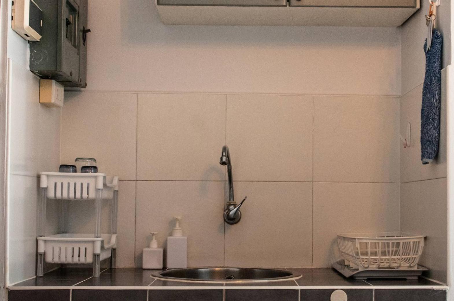 Cozy 1Br Walk To Bts And Airport Rail Link Close To Malls T Банкок Екстериор снимка